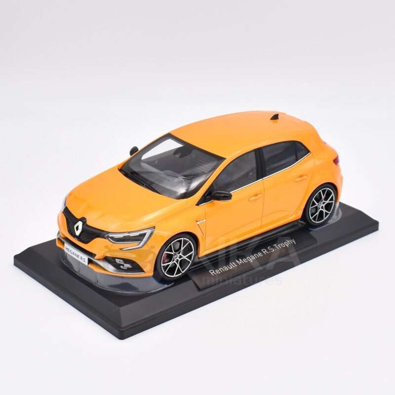 Renault Megane RS Trophy Orange Tonique 2022 – Image 2