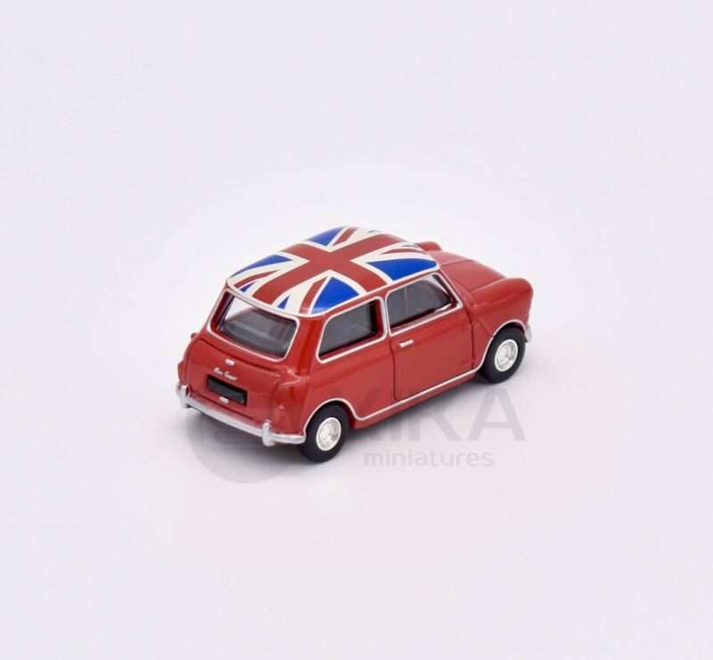 Mini Cooper S Rouge avec Drapeau 1964 – Image 3