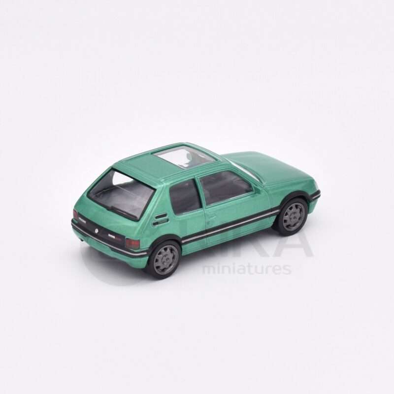 Peugeot 205 GTI Griffe Vert 1992 – Image 3