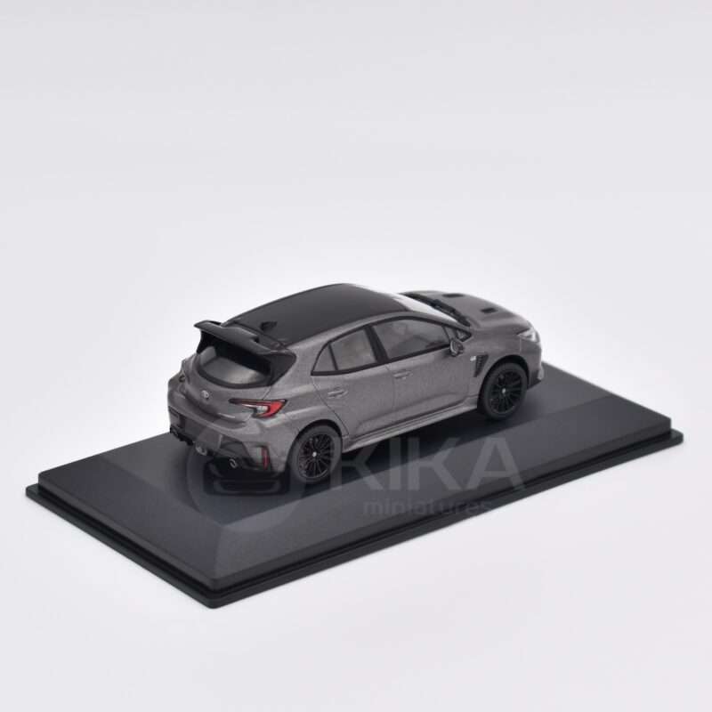 Toyota GR Corolla Edition Circuit Gris 2023 – Image 3