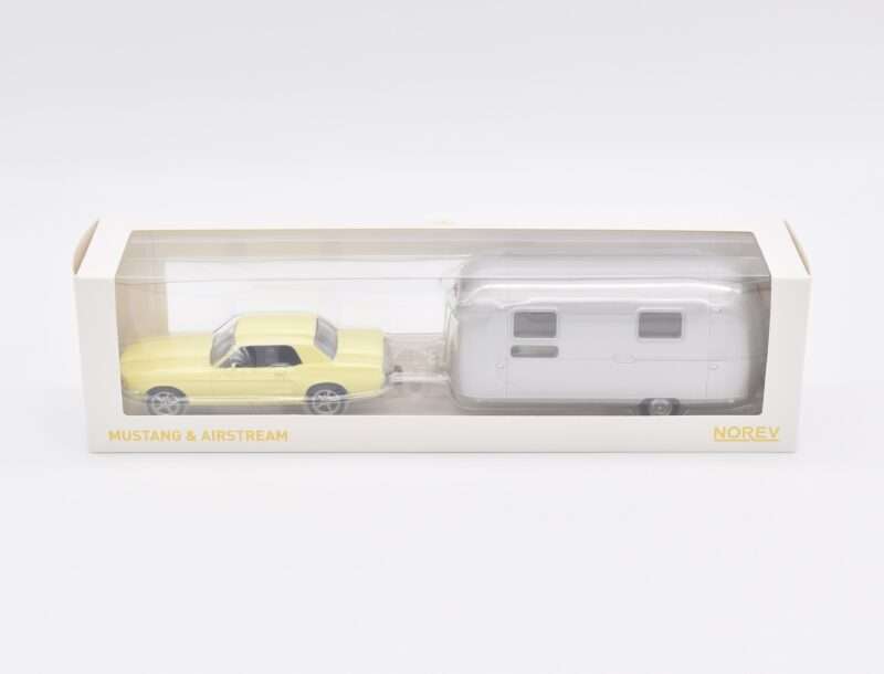 Ford Mustang + Caravane Airstream Jaune Meadowlark 1968 – Image 5